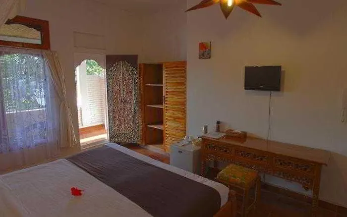 Prima Hotel 2*